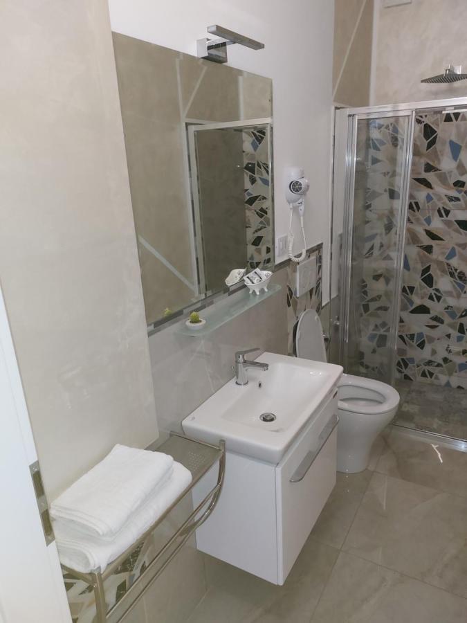 Water Lily Apartment Studio 2 Free Parking- Self Check-In Oradea Exterior photo